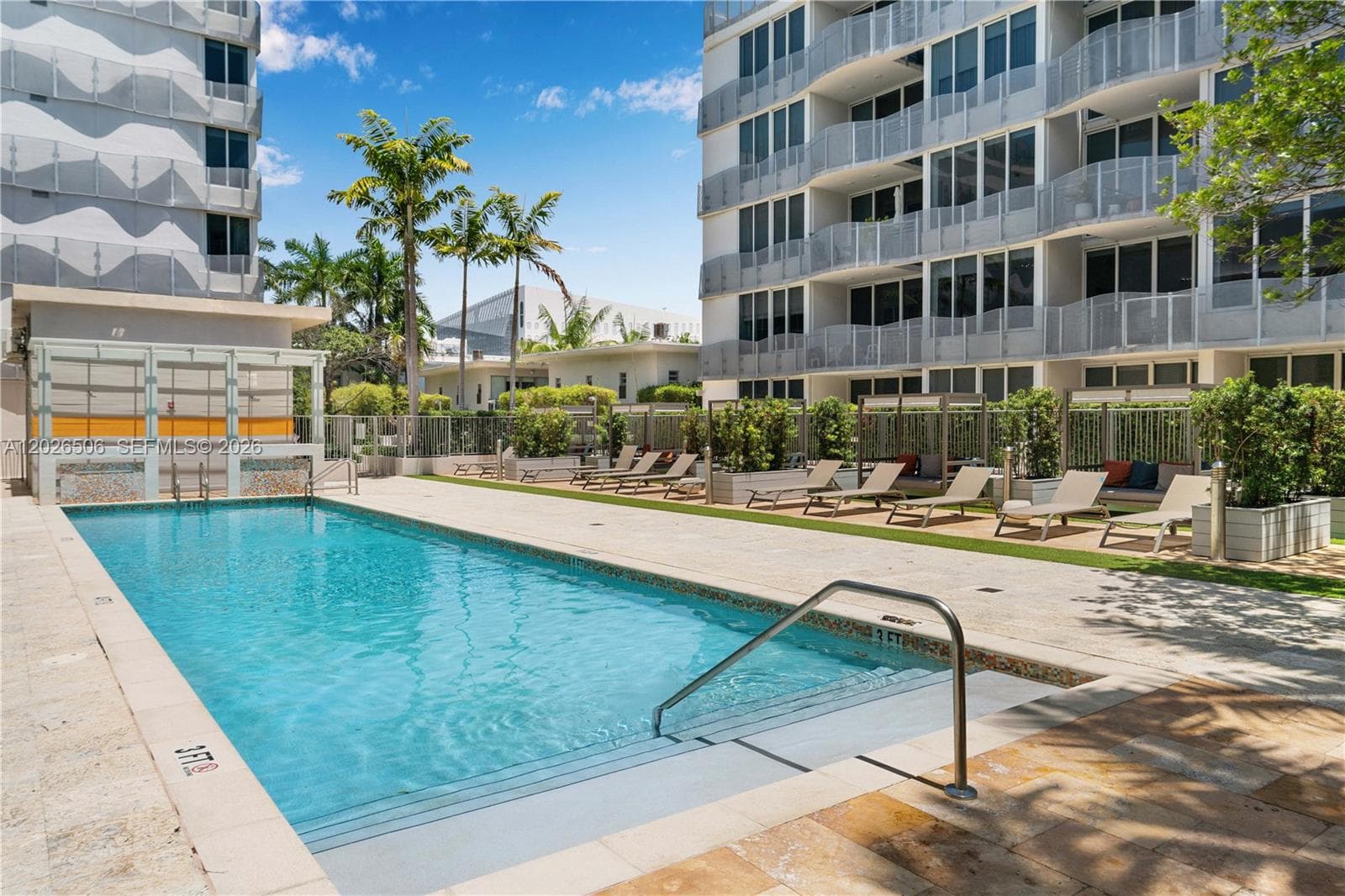 435 21st St # 212, Miami Beach FL 33139 — 16