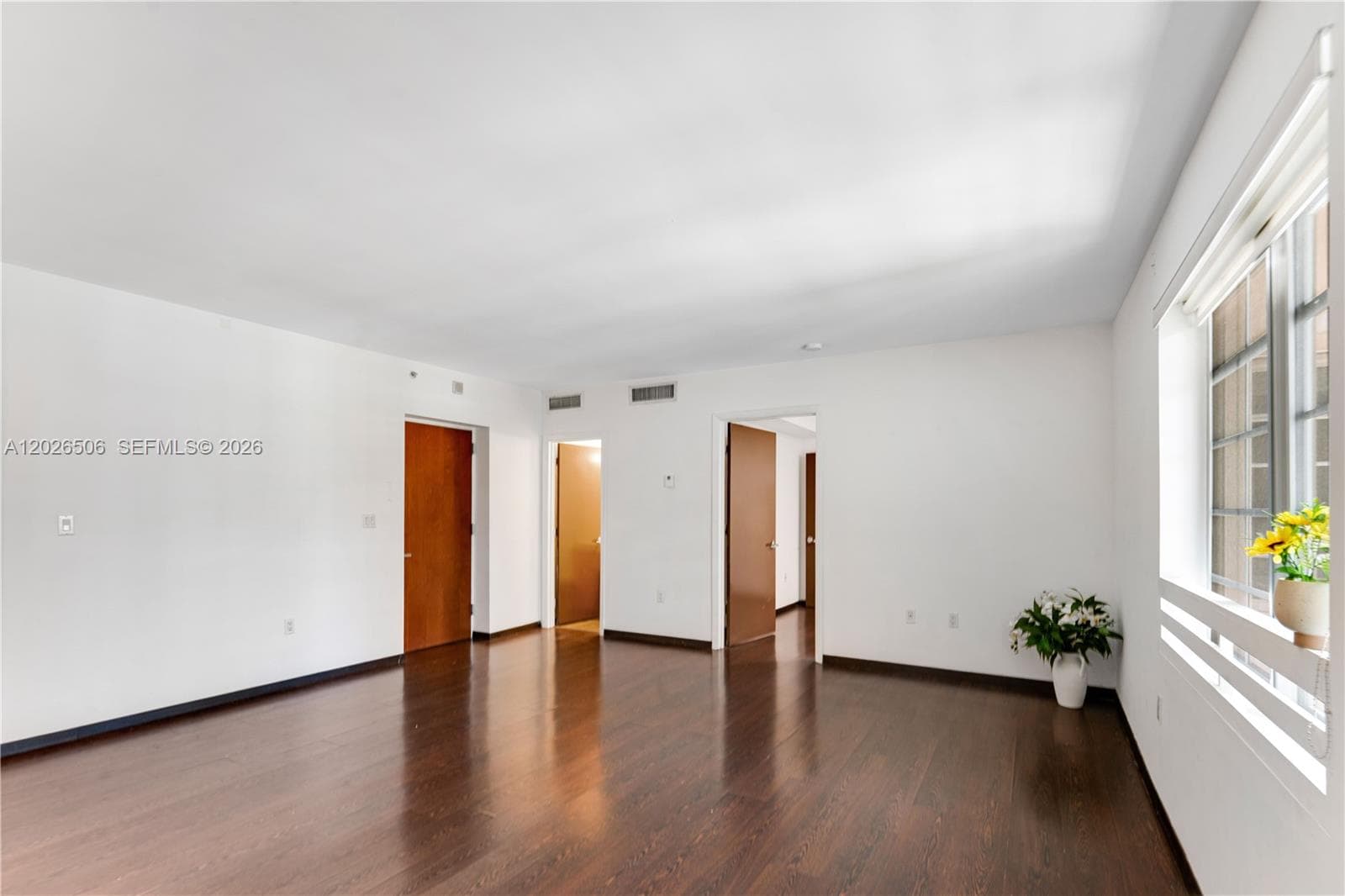 435 21st St # 212, Miami Beach FL 33139 — 5