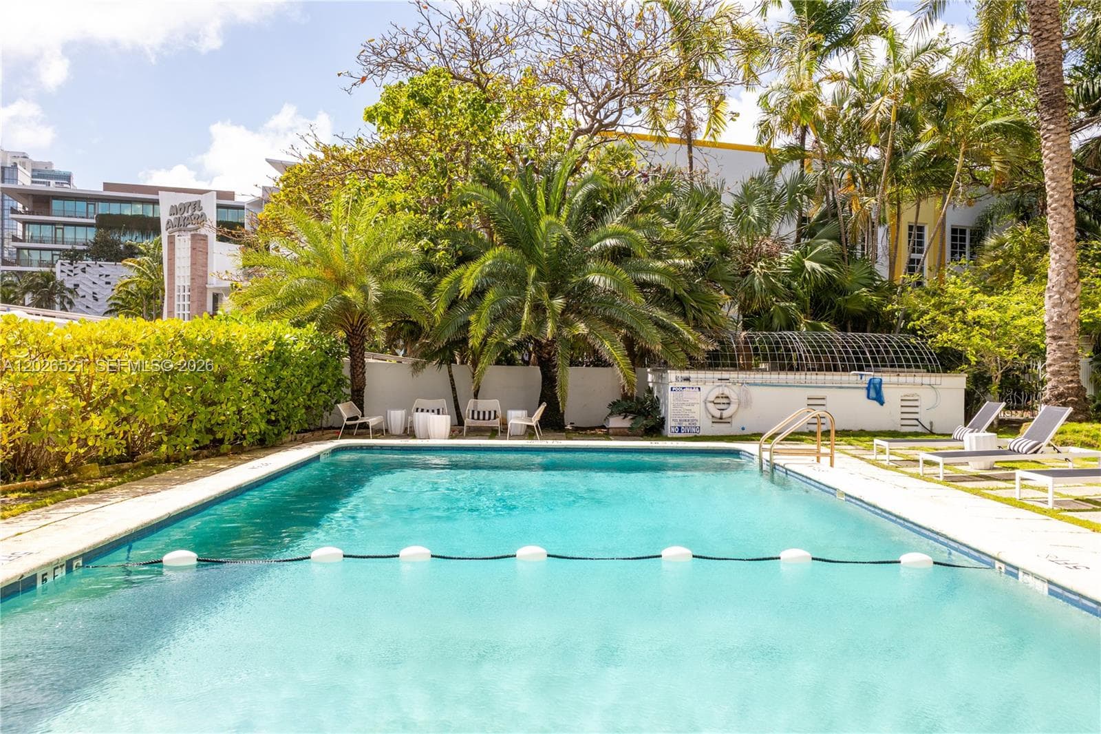 2421 Lake Pancoast Dr # 3B, Miami Beach FL 33140 — 20