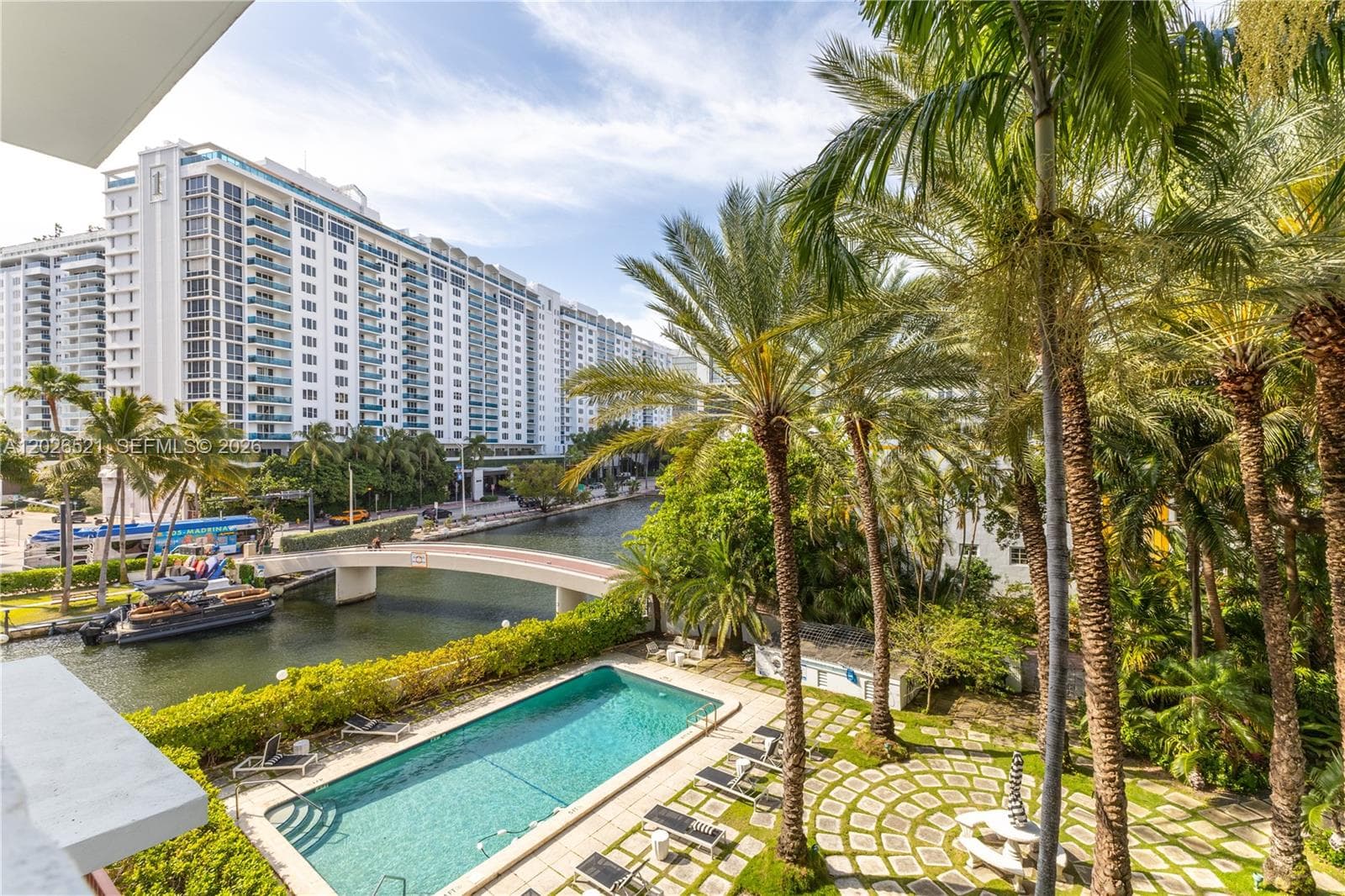 2421 Lake Pancoast Dr # 3B, Miami Beach FL 33140 — 31