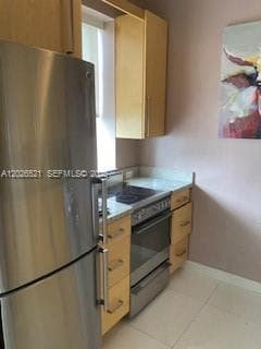 2421 Lake Pancoast Dr # 3B, Miami Beach FL 33140 — 4