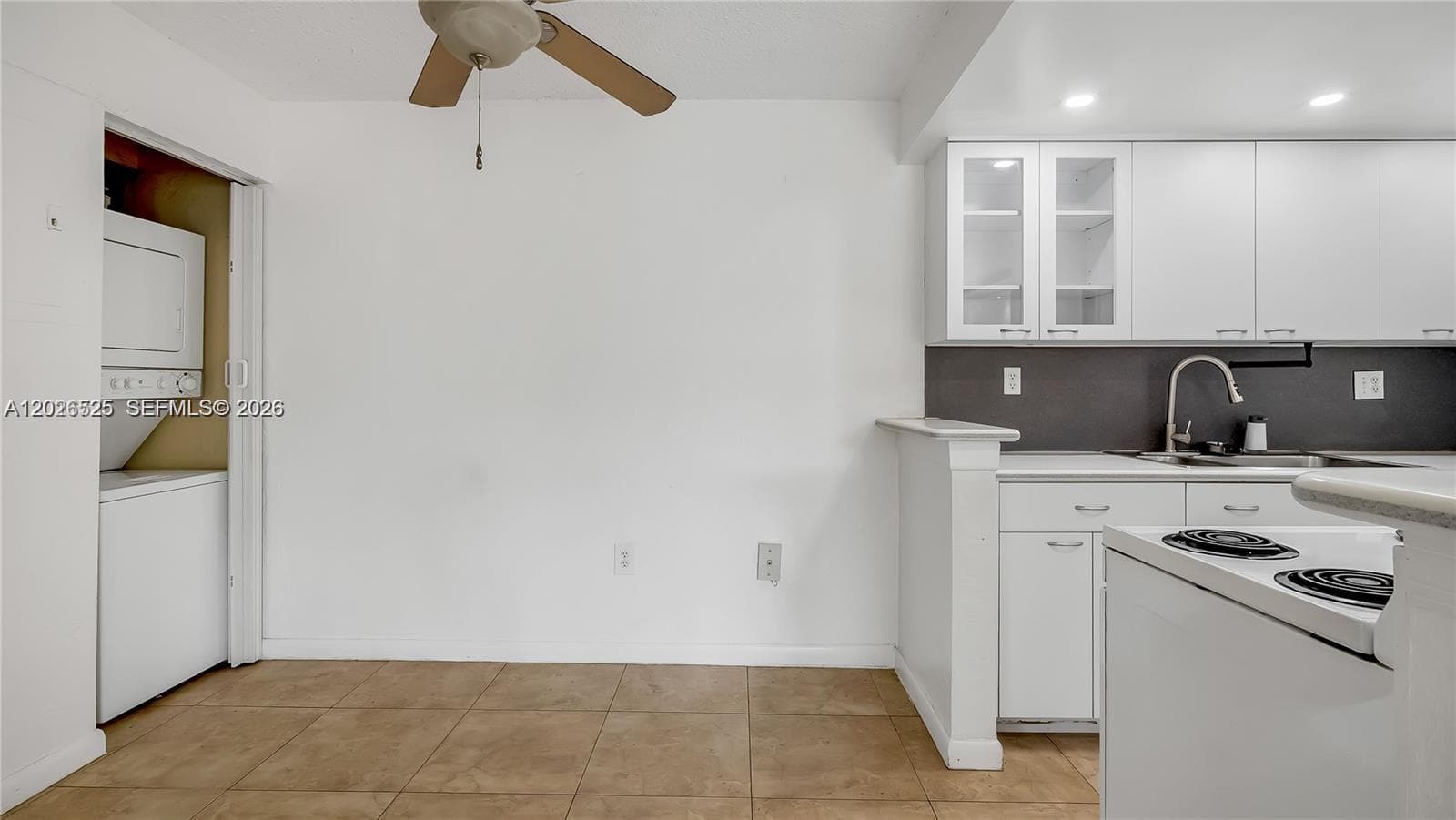 7200 Fairway Dr # H12, Miami Lakes FL 33014 — 5