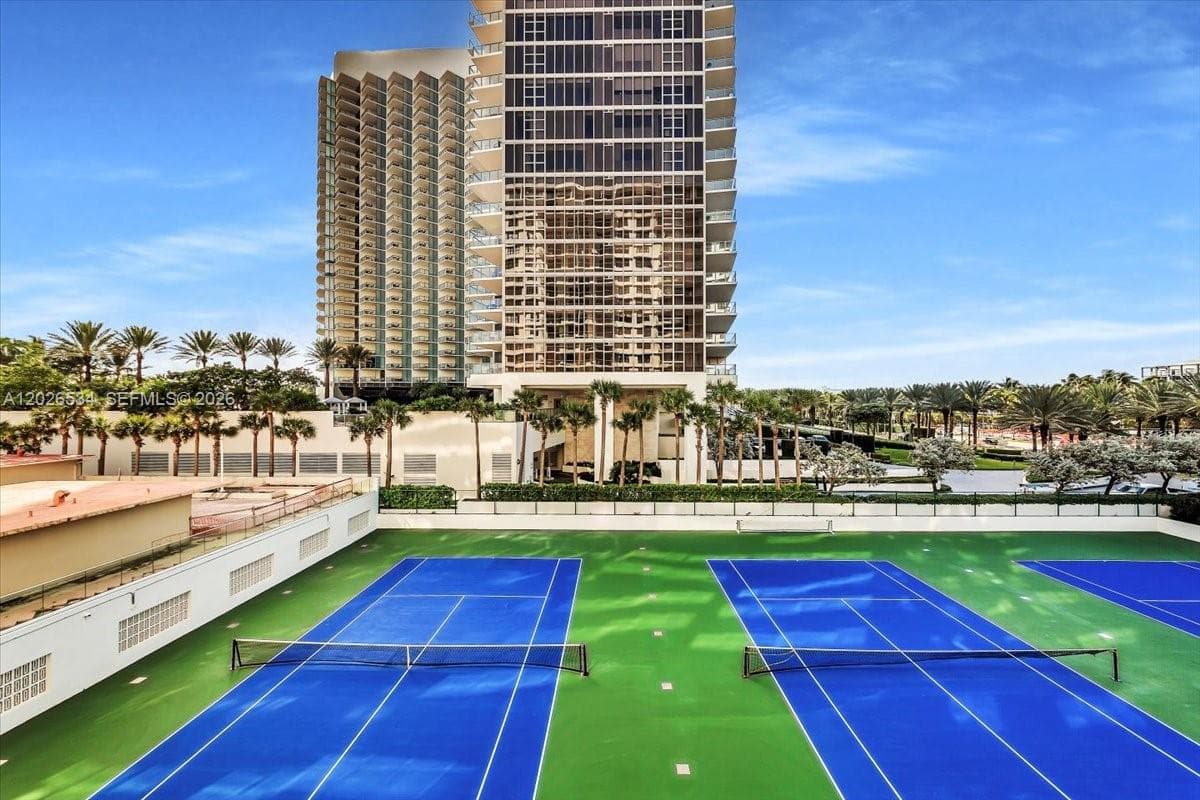 9801 Collins Ave # 6P, Bal Harbour FL 33154 — 23