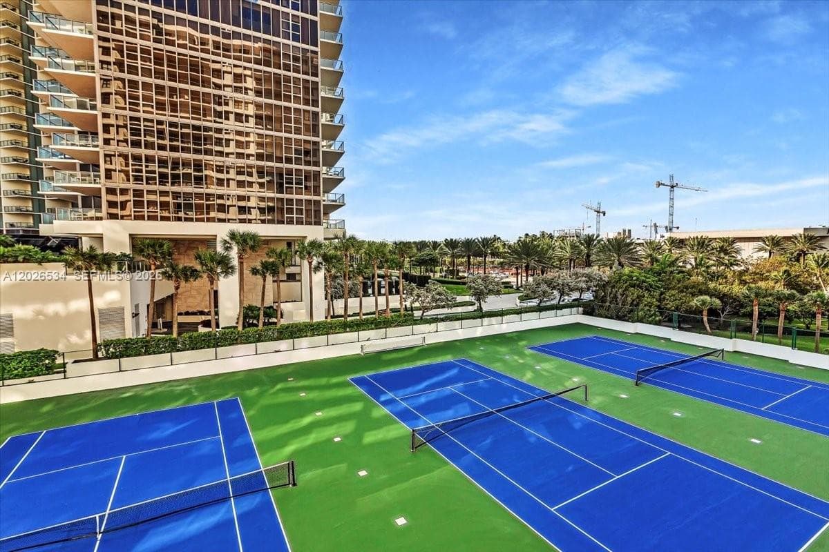 9801 Collins Ave # 6P, Bal Harbour FL 33154 — 24