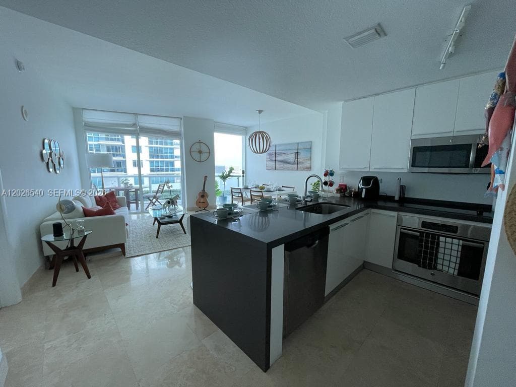6515 Collins Ave # 710, Miami Beach FL 33141 — 9