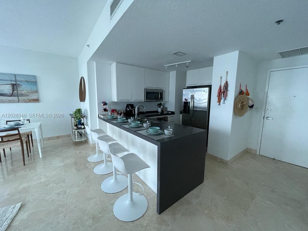 6515 Collins Ave # 710, Miami Beach FL 33141 — 14