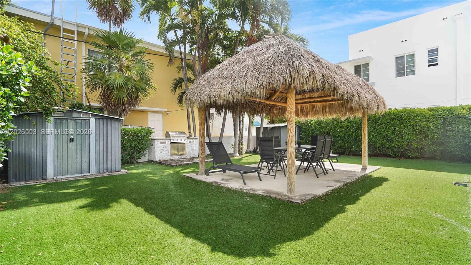815 W 39, Miami Beach FL 33140 — 36