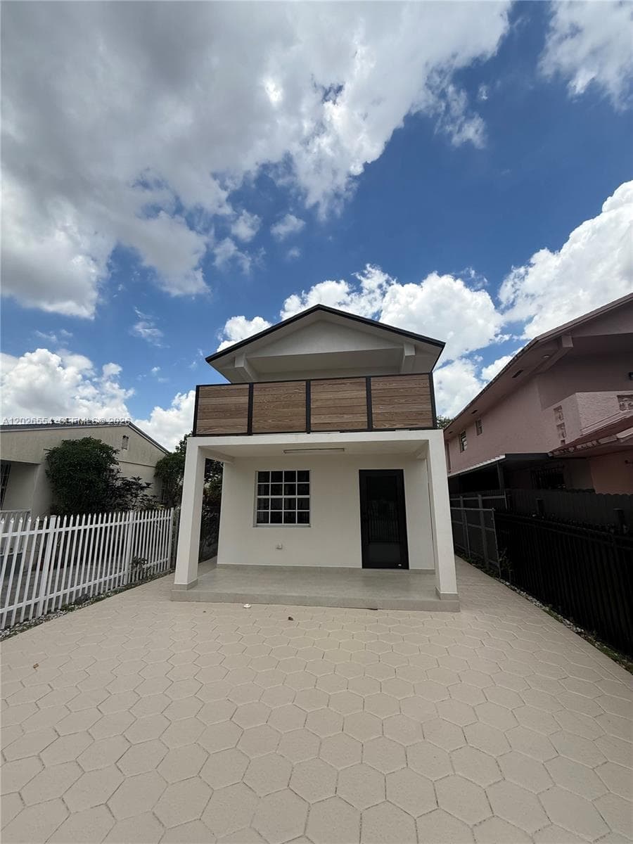 370 Flagami Blvd # 370, Miami FL 33144 — 2