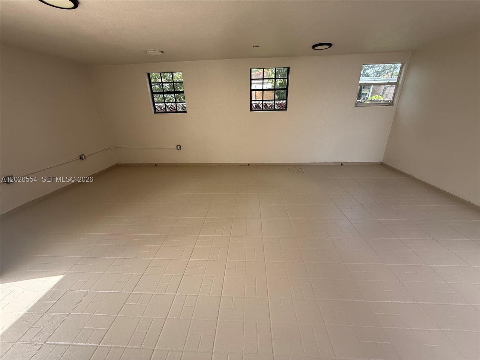 370 Flagami Blvd # 370, Miami FL 33144 — 30