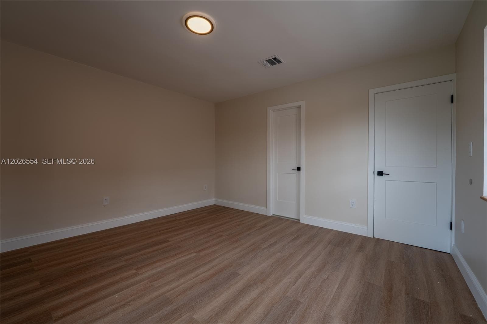 370 Flagami Blvd # 370, Miami FL 33144 — 37