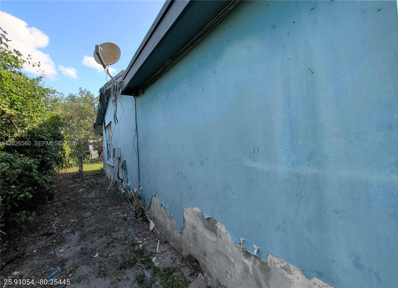 820 Curtiss Dr, Opa-Locka FL 33054 — 6