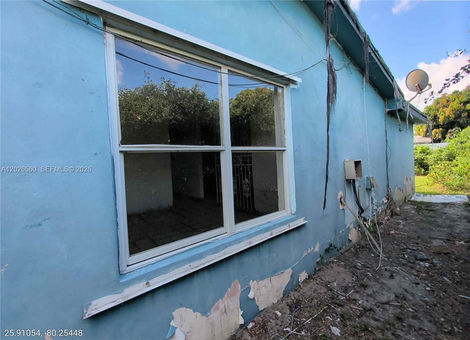 820 Curtiss Dr, Opa-Locka FL 33054 — 5