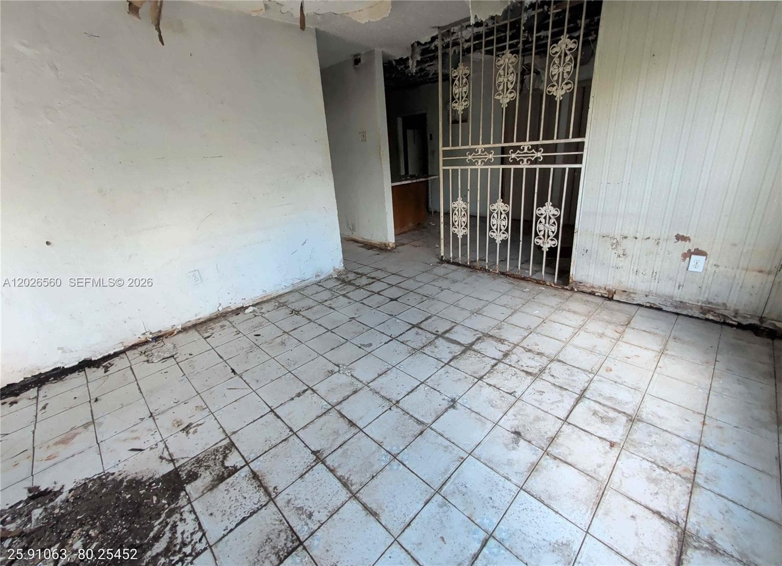 820 Curtiss Dr, Opa-Locka FL 33054 — 10