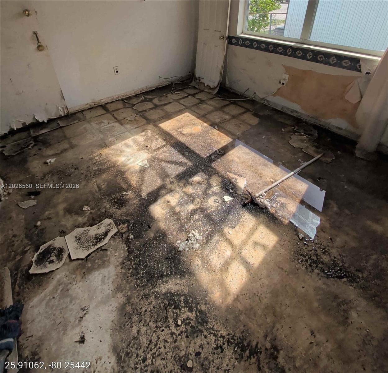 820 Curtiss Dr, Opa-Locka FL 33054 — 18