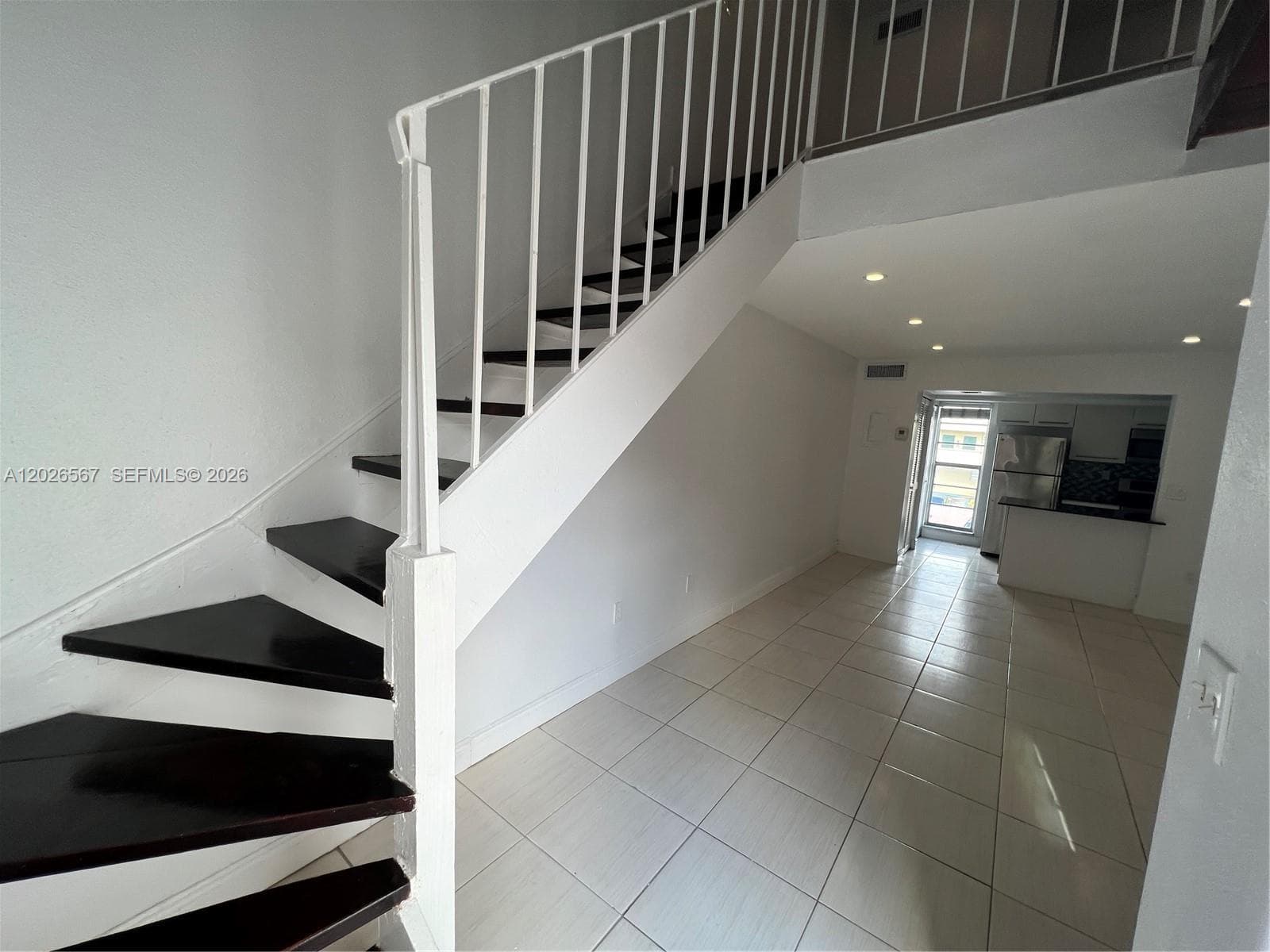 449 Swallow Dr # 23, Miami Springs FL 33166 — 2