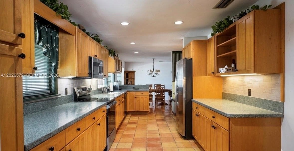 19505 SW 272nd St, Homestead FL 33031 — 10