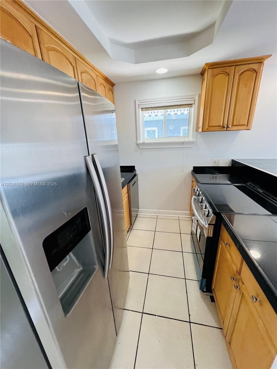 2033 Calais Dr # 5, Miami Beach FL 33141 — 6