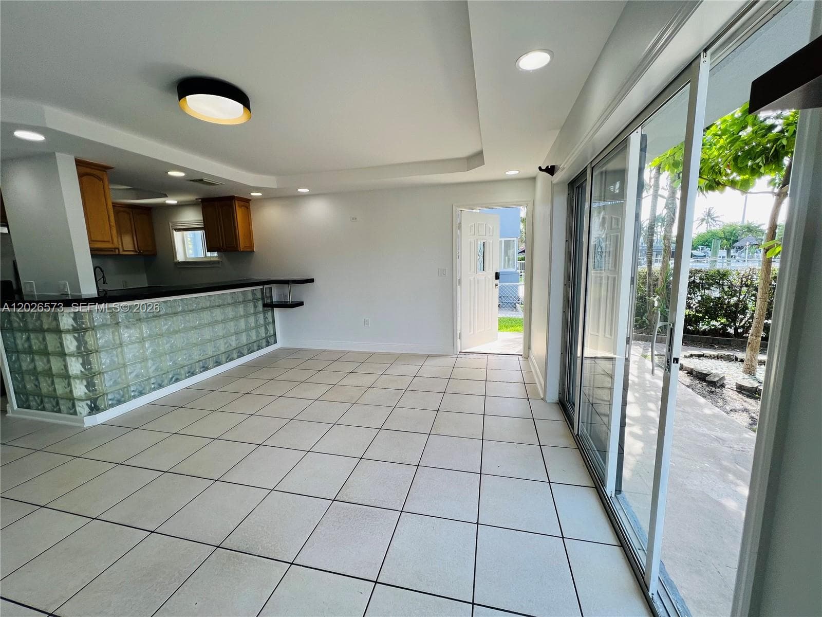 2033 Calais Dr # 5, Miami Beach FL 33141 — 12