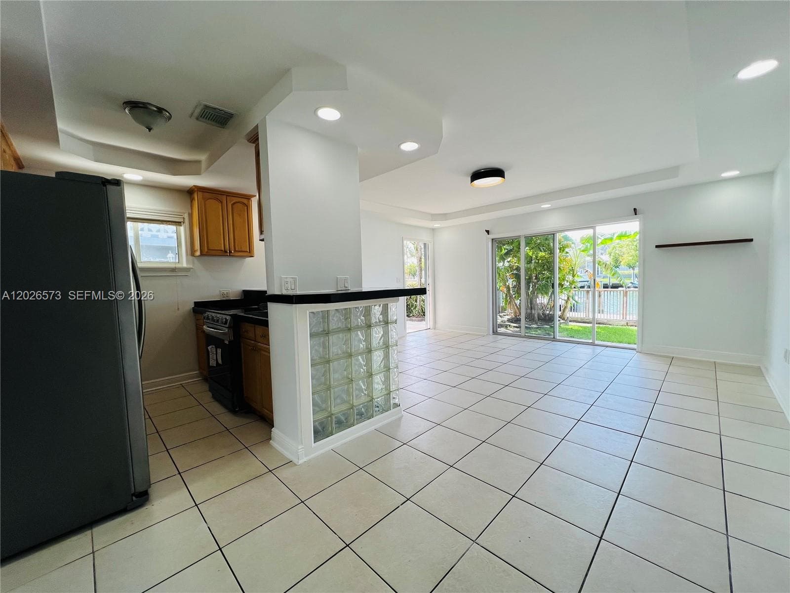 2033 Calais Dr # 5, Miami Beach FL 33141 — 3
