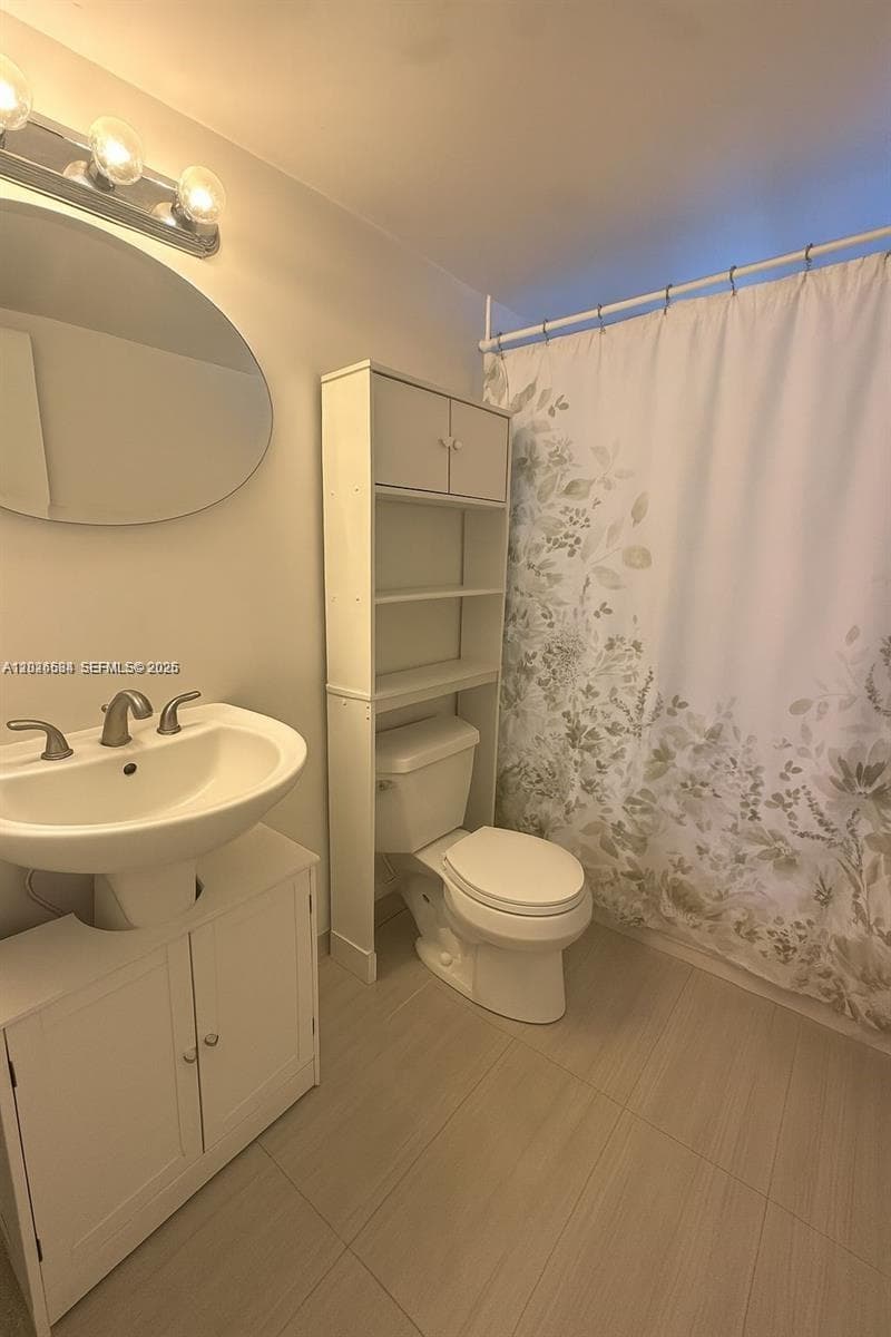 221 Meridian Ave # 309, Miami Beach FL 33139 — 6