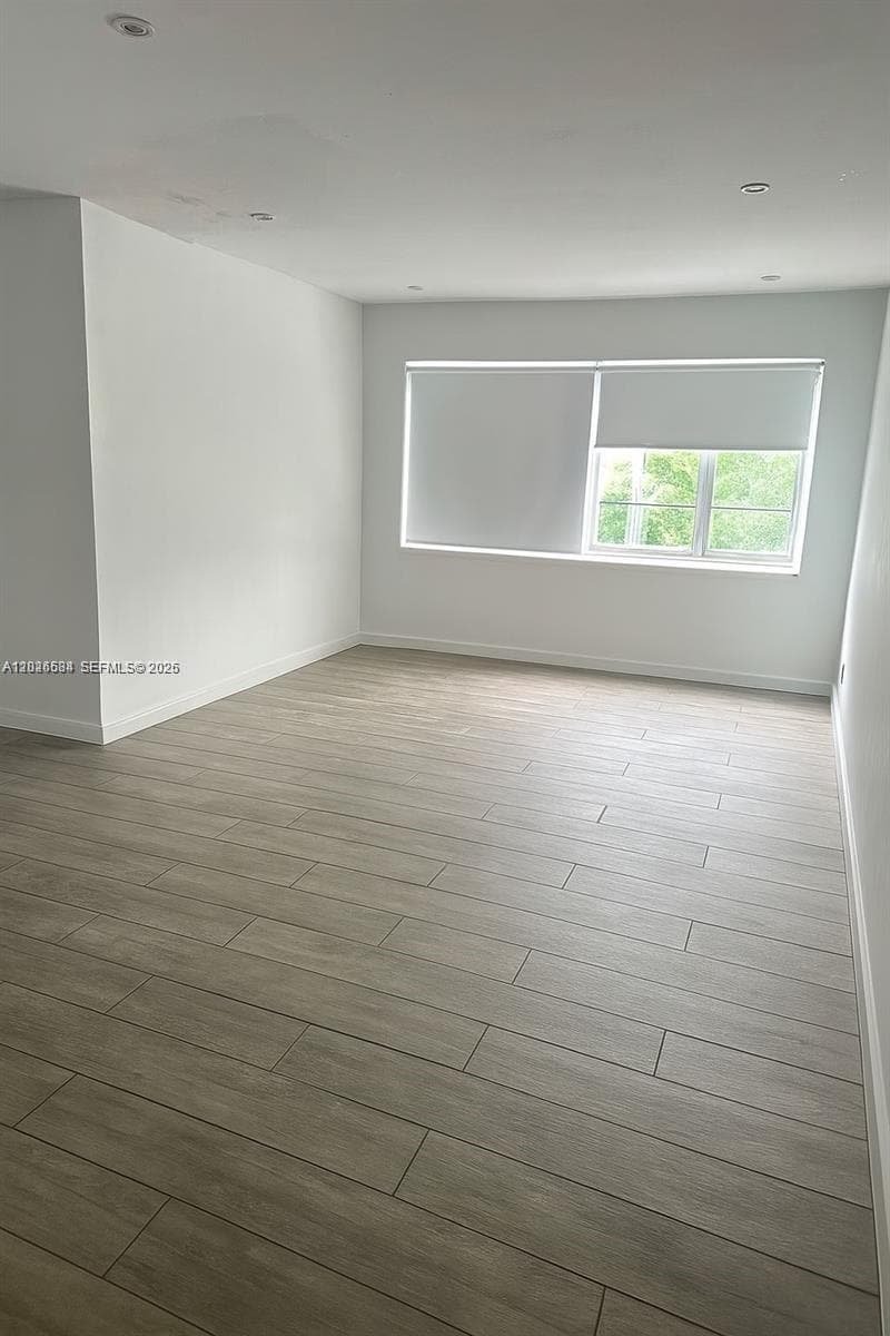 221 Meridian Ave # 309, Miami Beach FL 33139 — 4