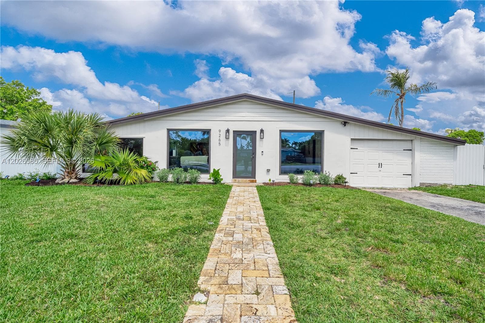 9265 Martinique Dr, Cutler Bay FL 33189 — 2