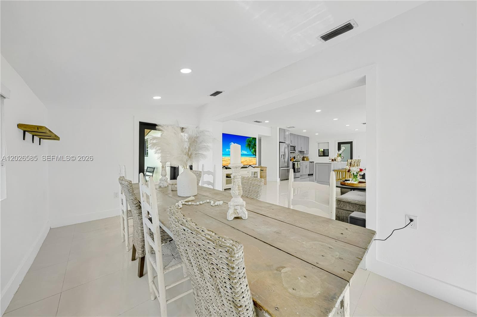 9265 Martinique Dr, Cutler Bay FL 33189 — 20