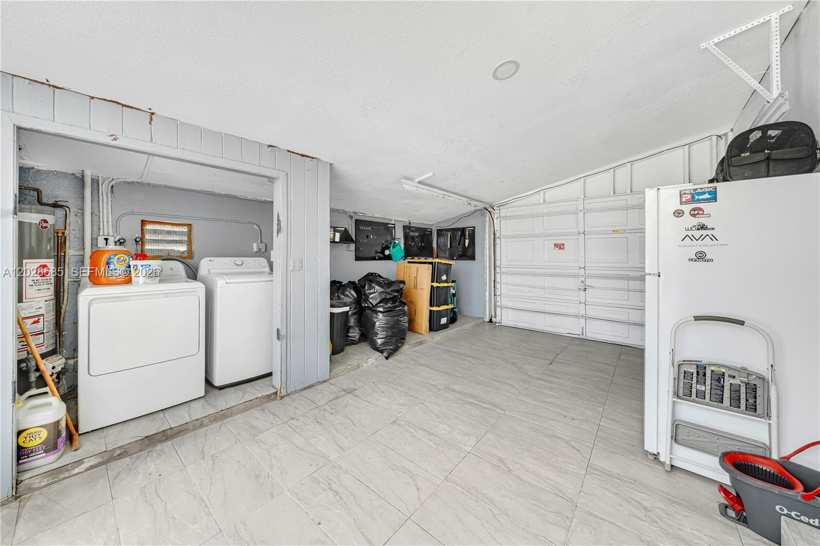 9265 Martinique Dr, Cutler Bay FL 33189 — 31