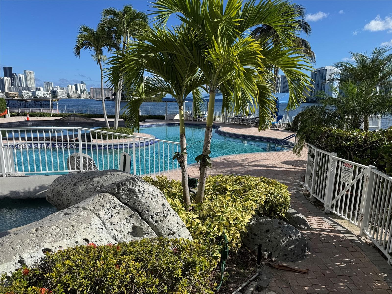 3530 Mystic Pointe Dr # 2709, Aventura FL 33180 — 52