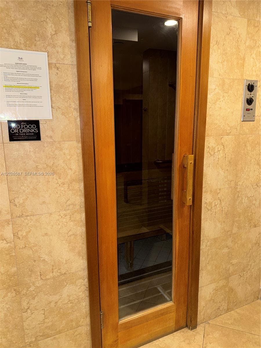 3530 Mystic Pointe Dr # 2709, Aventura FL 33180 — 47