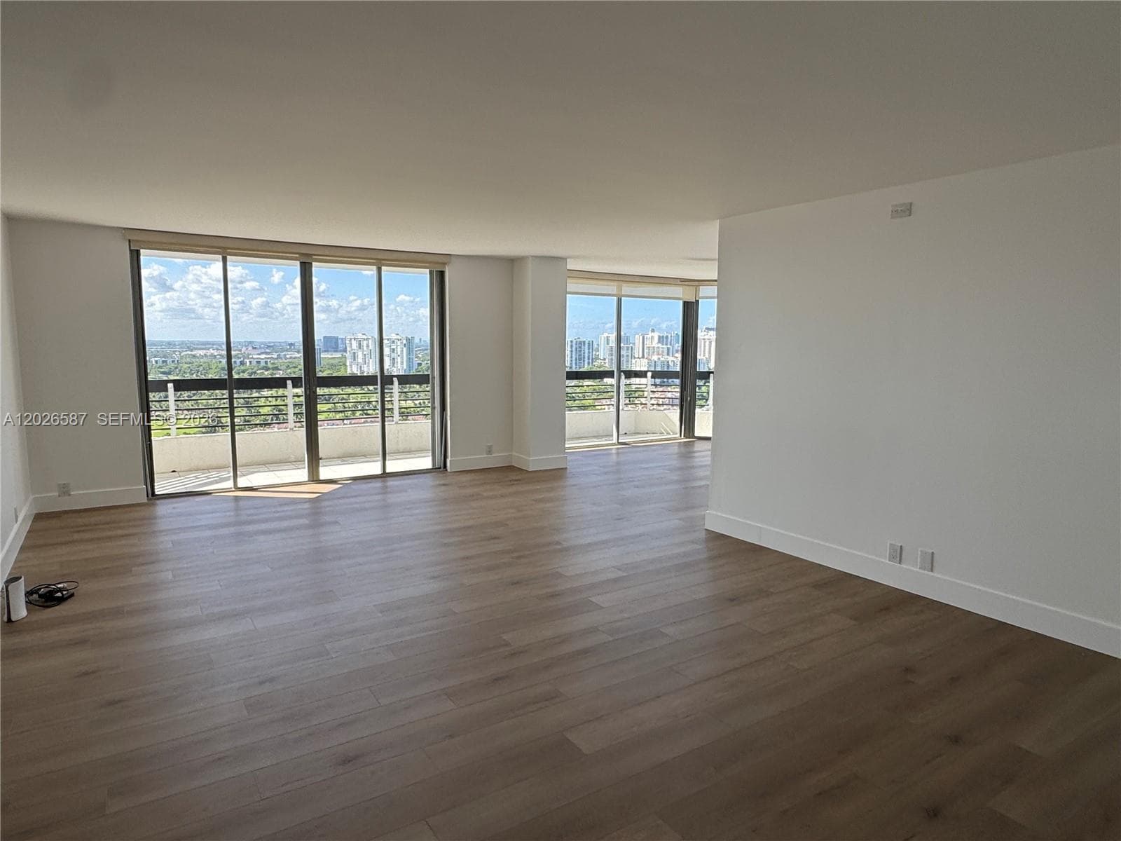 3530 Mystic Pointe Dr # 2709, Aventura FL 33180 — 41