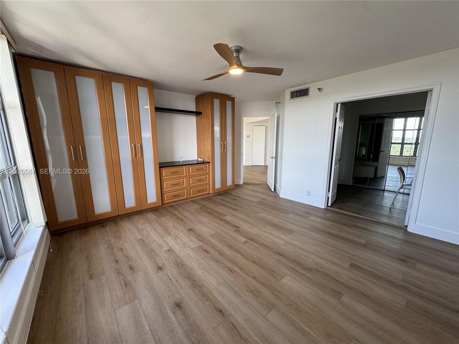 3530 Mystic Pointe Dr # 2709, Aventura FL 33180 — 40