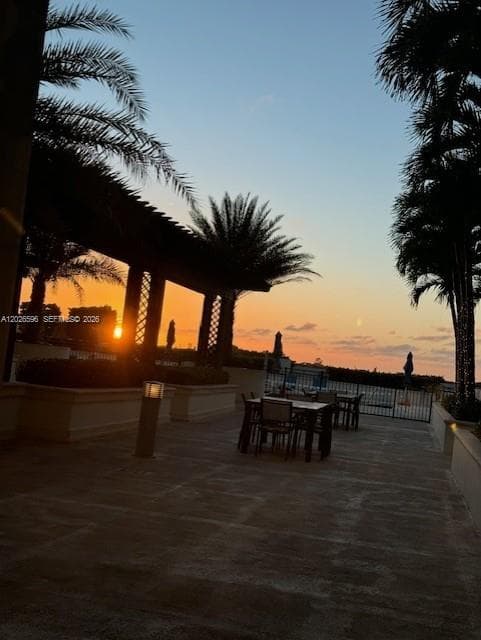 1300 Ponce De Leon Blvd # 702, Coral Gables FL 33134 — 2