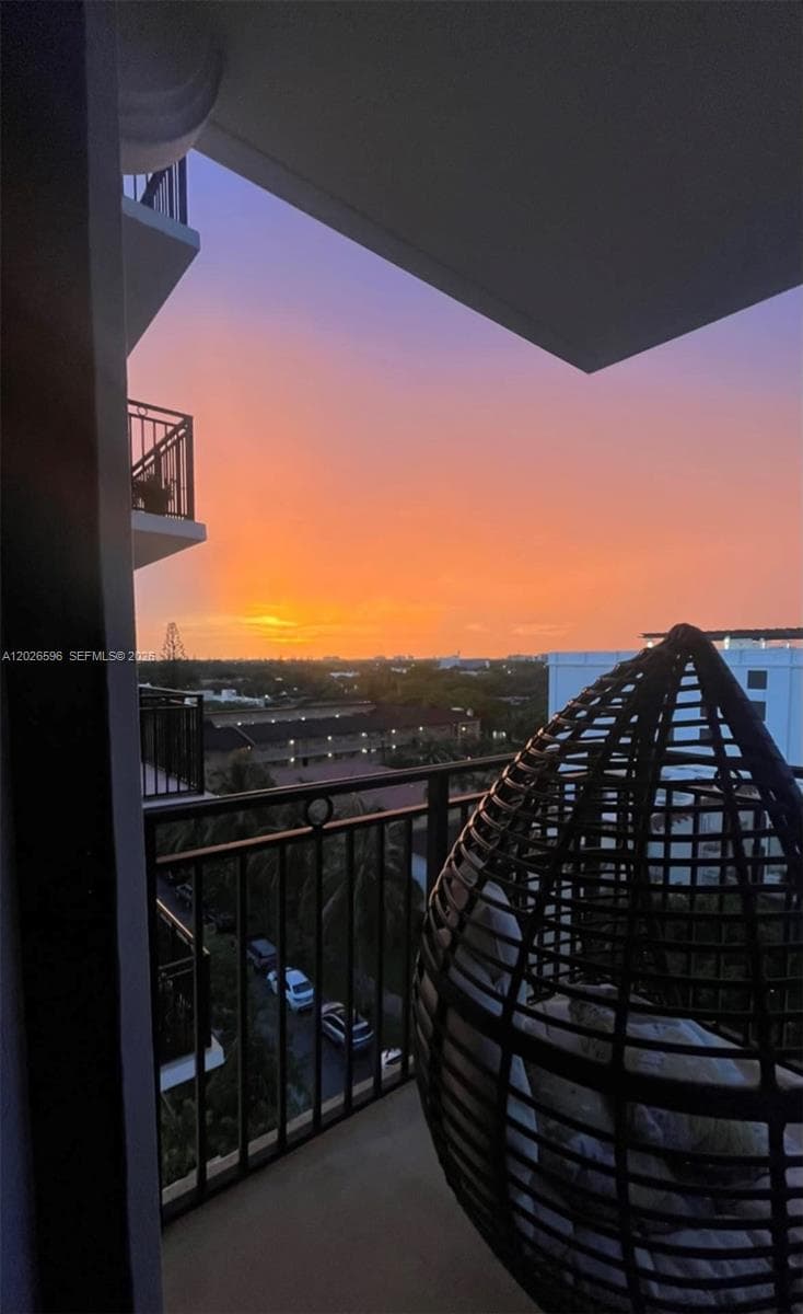 1300 Ponce De Leon Blvd # 702, Coral Gables FL 33134 — 1