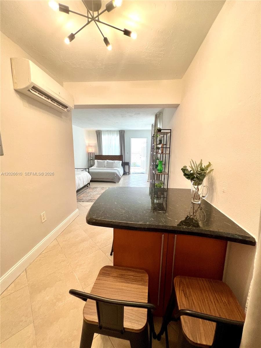 919 Michigan Ave # 1, Miami Beach FL 33139 — 4