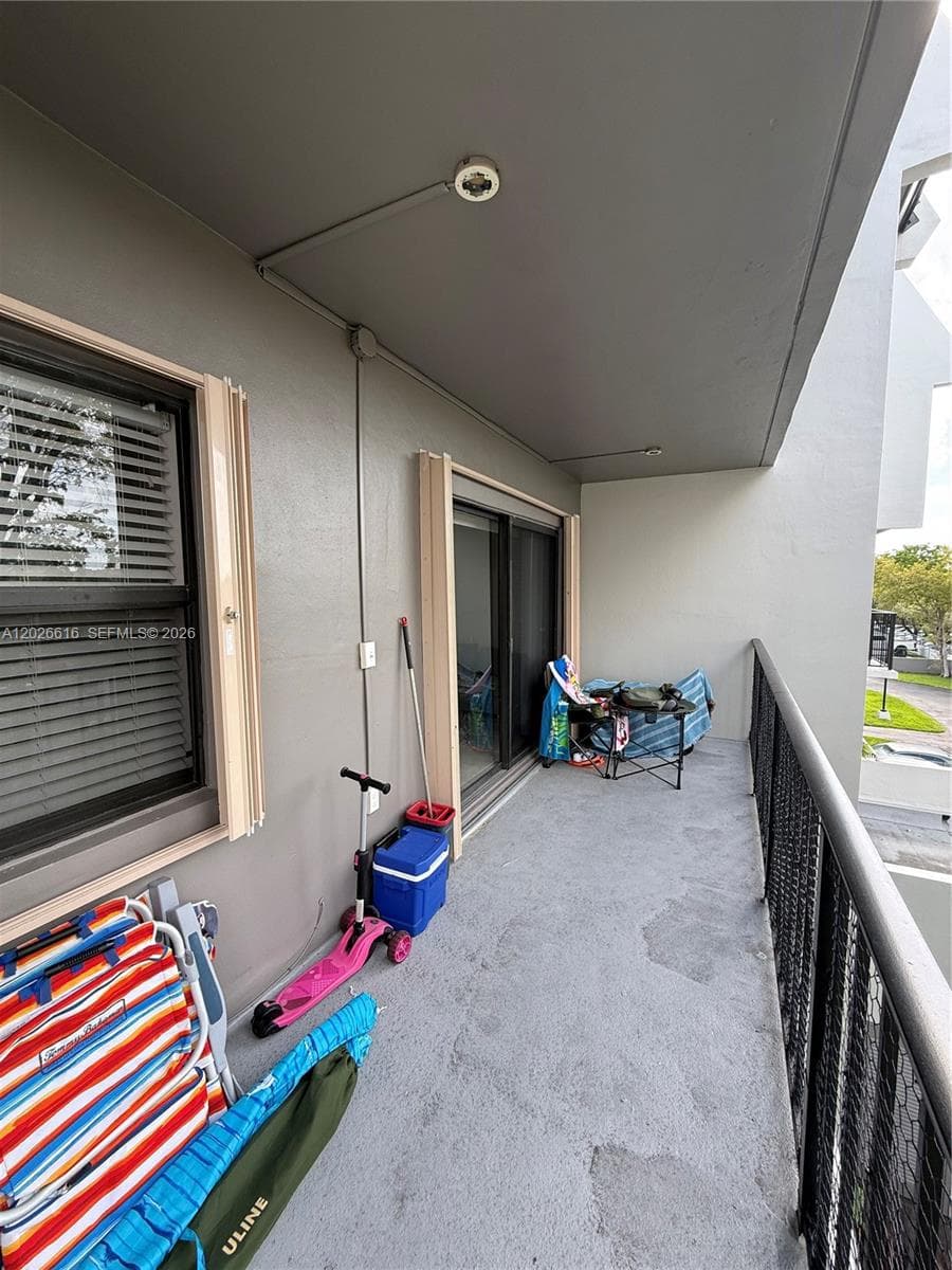 10431 N Kendall Dr # D306, Miami FL 33176 — 13