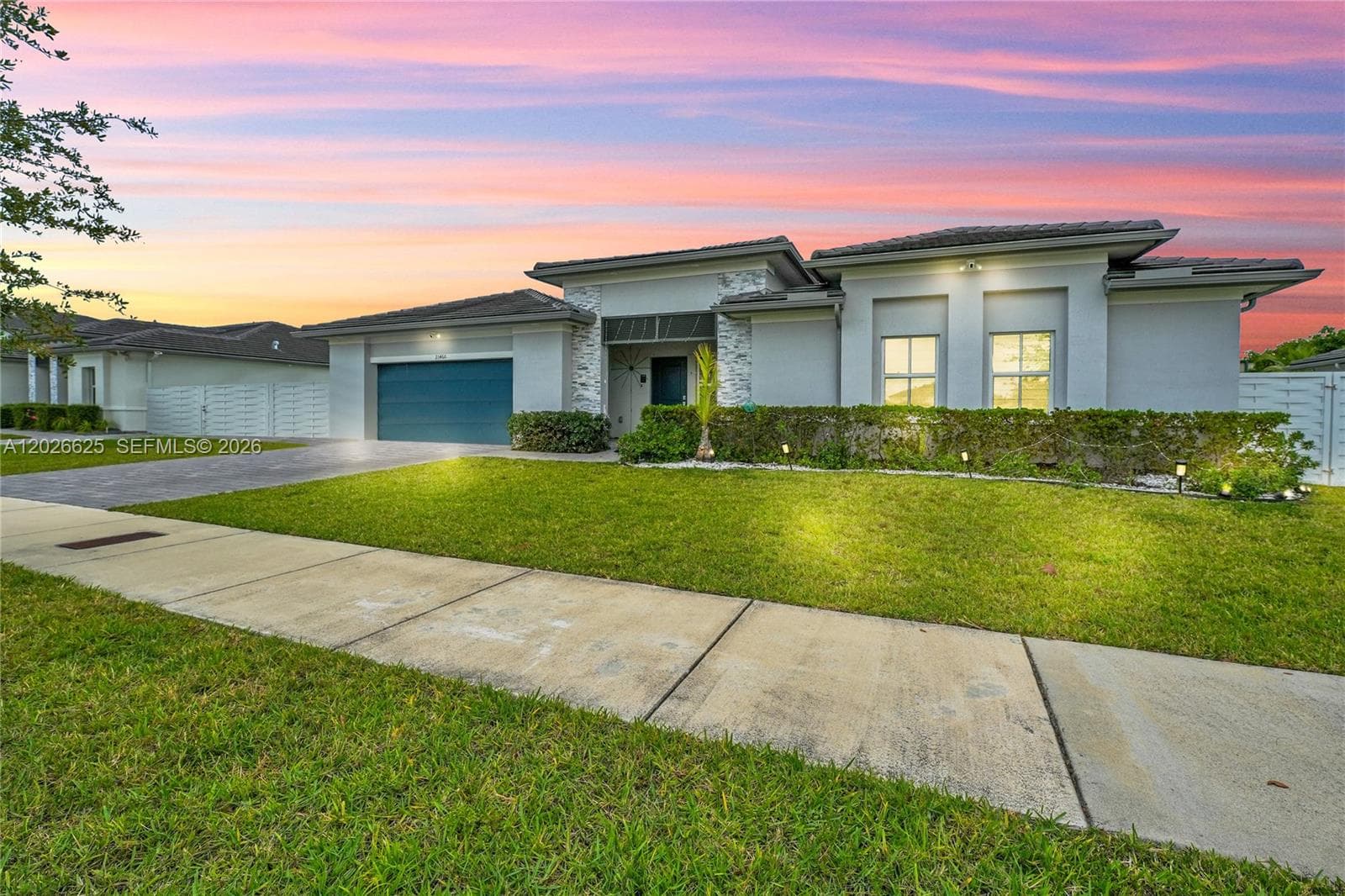 21460 SW 127th Pl, Miami FL 33177 — 1