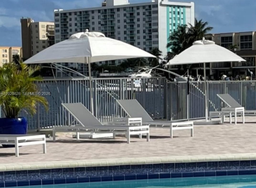 16558 NE 26th Ave # 4J, North Miami Beach FL 33160 — 4