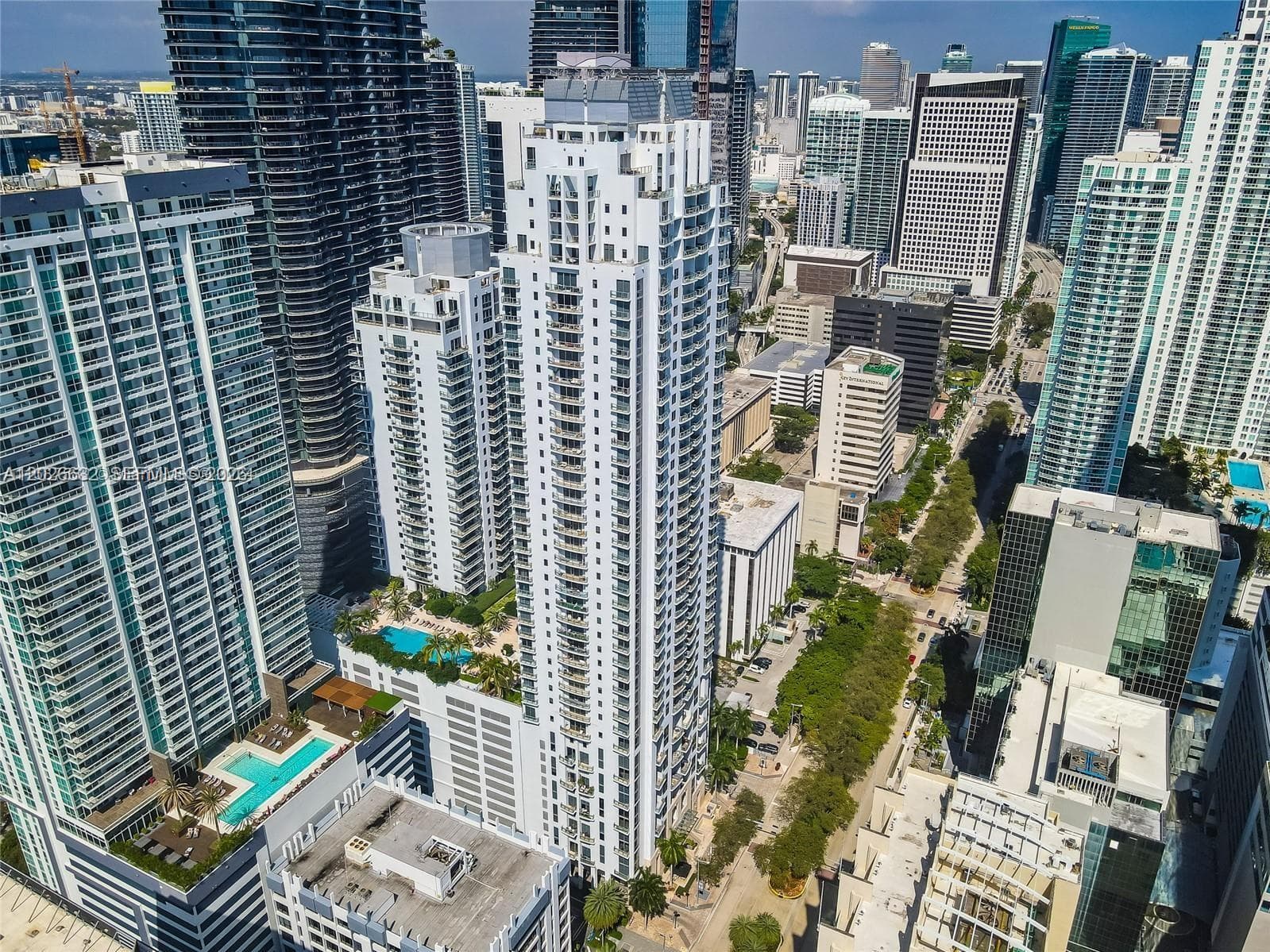 1060 Brickell Ave # 3915, Miami FL 33131 — 7