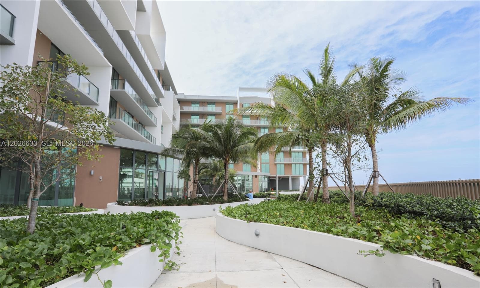 21290 Biscayne Blvd # 410, Aventura FL 33180 — 12