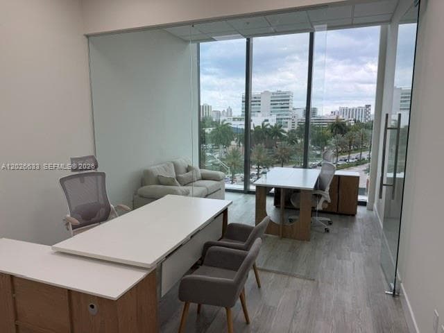 21290 Biscayne Blvd # 410, Aventura FL 33180 — 4