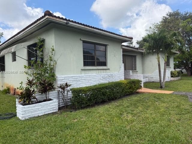 2 NE 110th St, Miami Shores FL 33161 — 3