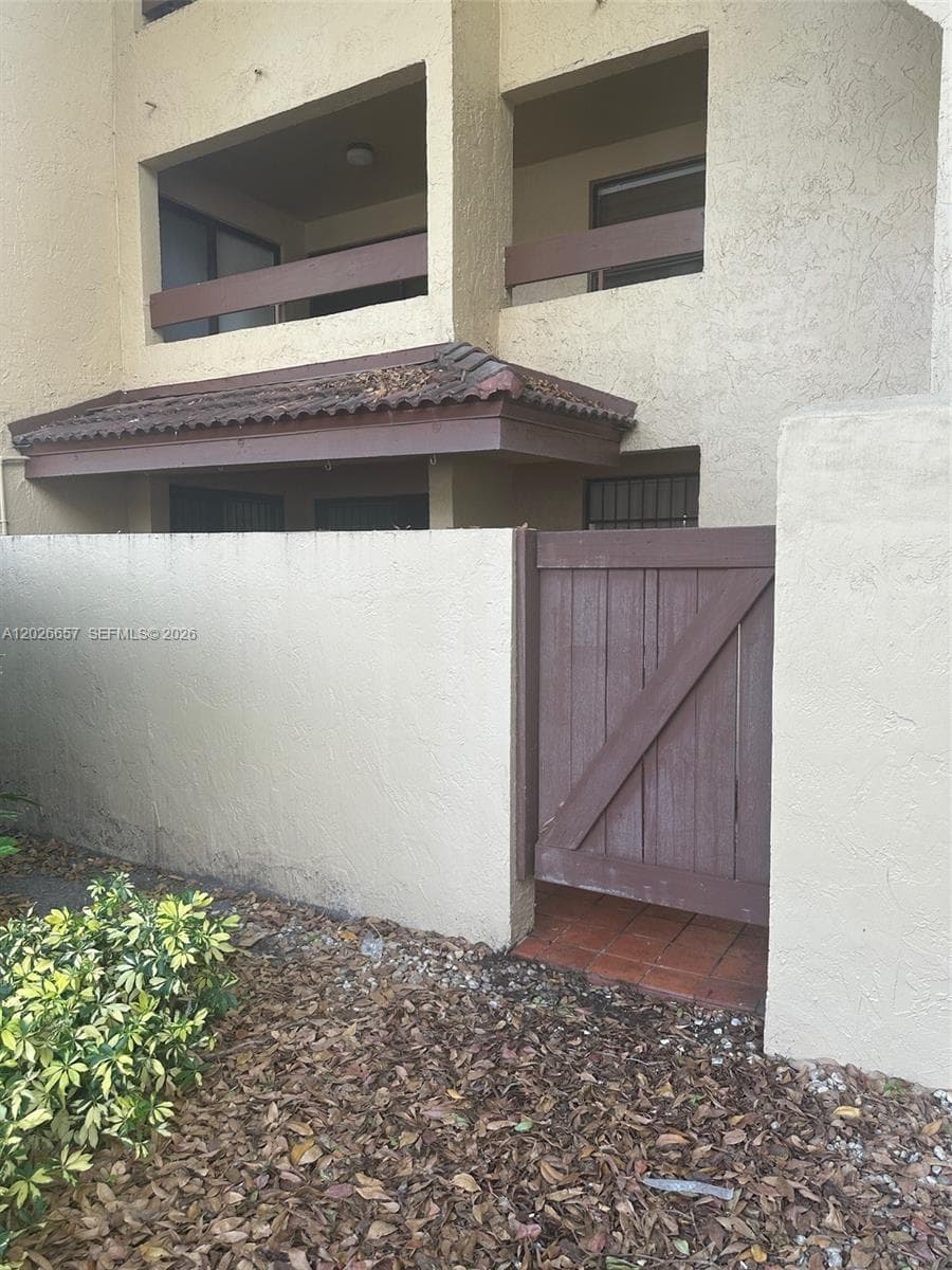 9255 SW 125th Ave # 110R, Miami FL 33186 — 32