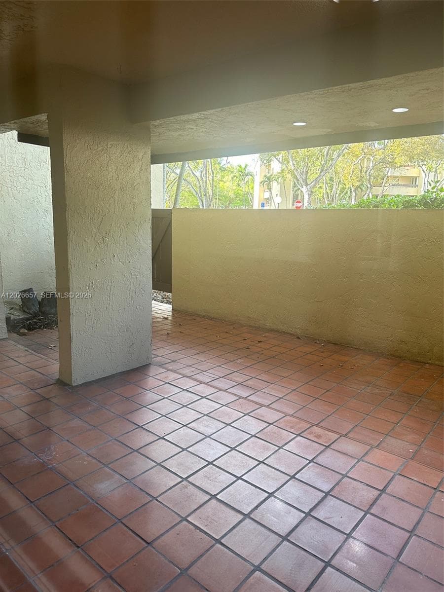 9255 SW 125th Ave # 110R, Miami FL 33186 — 30