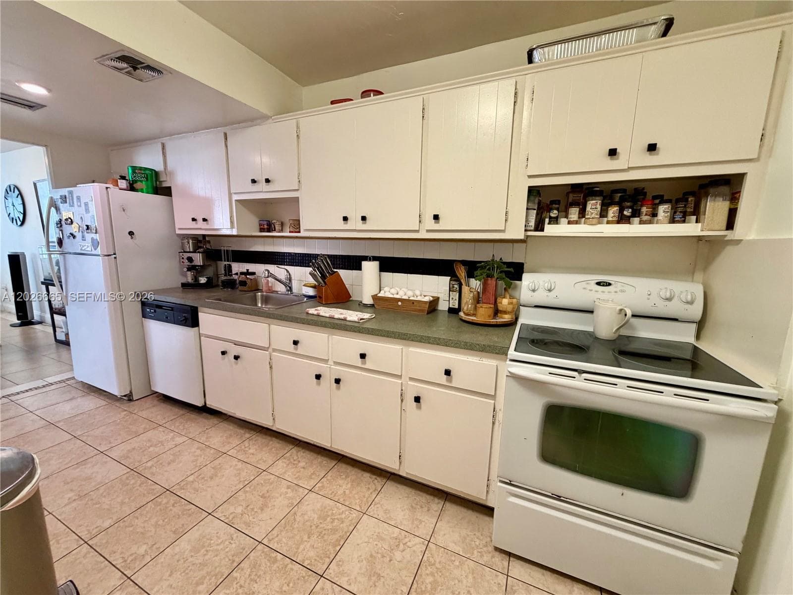 1080 94th St # 312, Bay Harbor Islands FL 33154 — 17