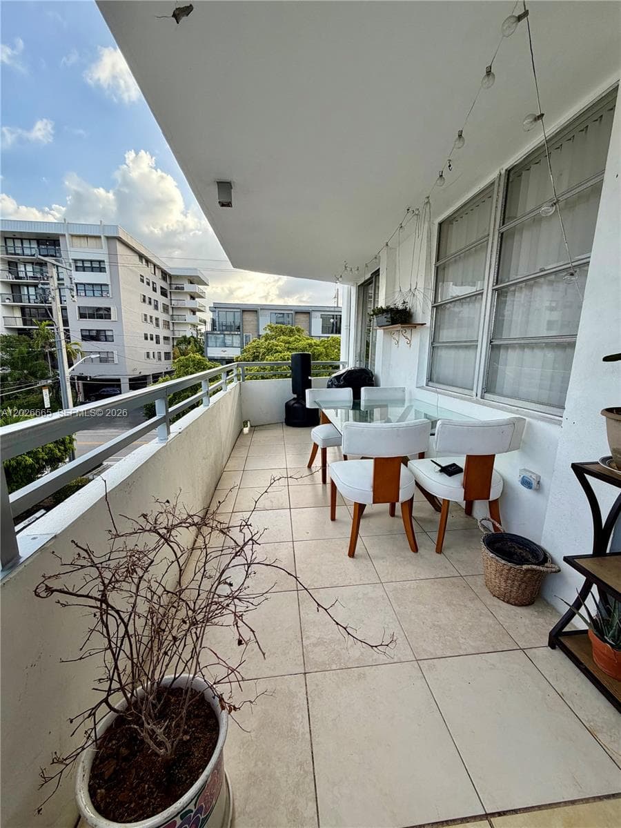 1080 94th St # 312, Bay Harbor Islands FL 33154 — 21
