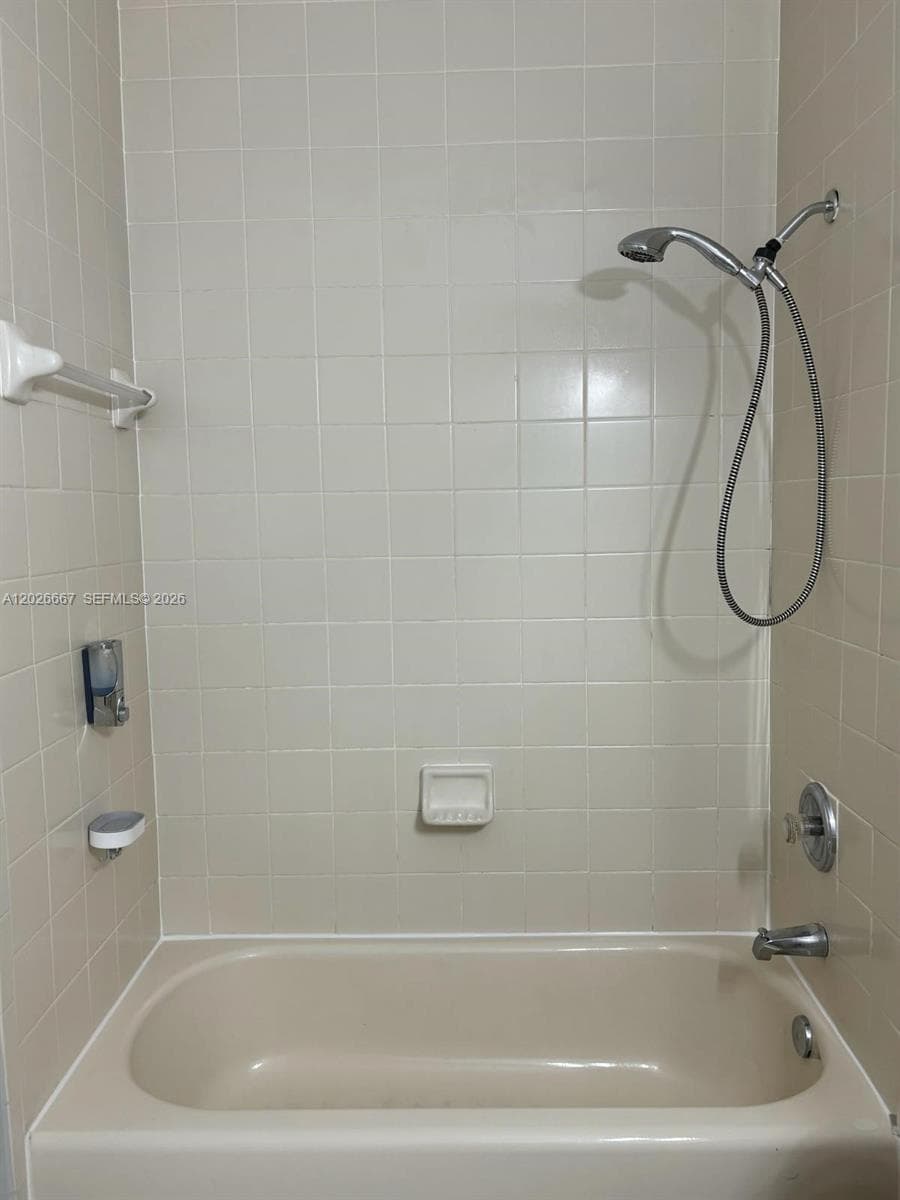 Shoma Homes At Country Cl, Hialeah, FL — 11