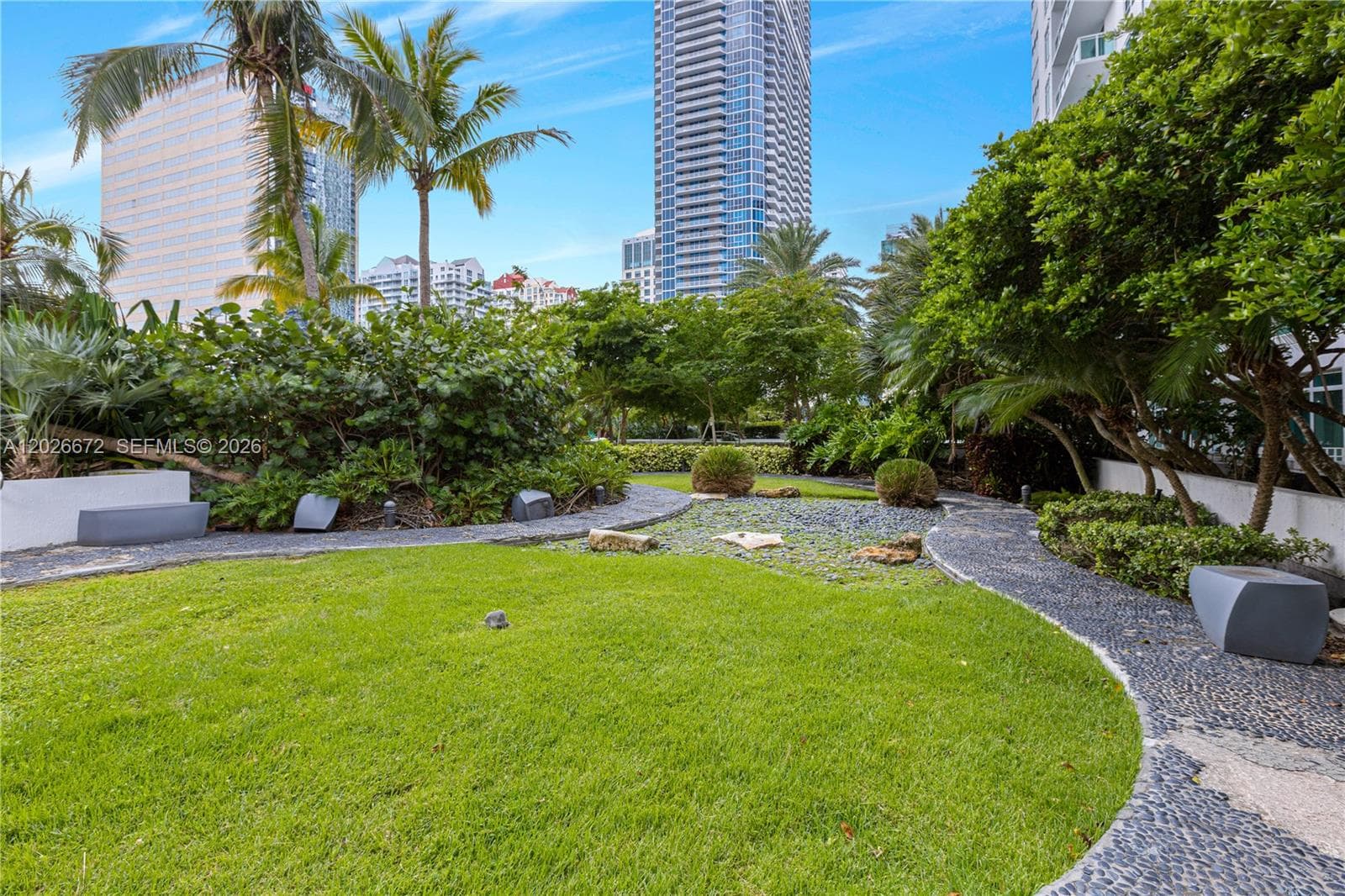 951 Brickell Ave # 1801, Miami FL 33131 — 2