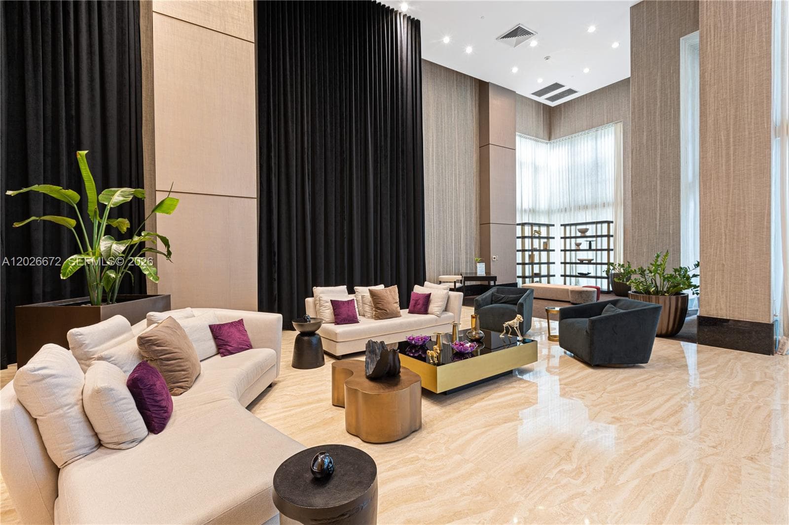 951 Brickell Ave # 1801, Miami FL 33131 — 12