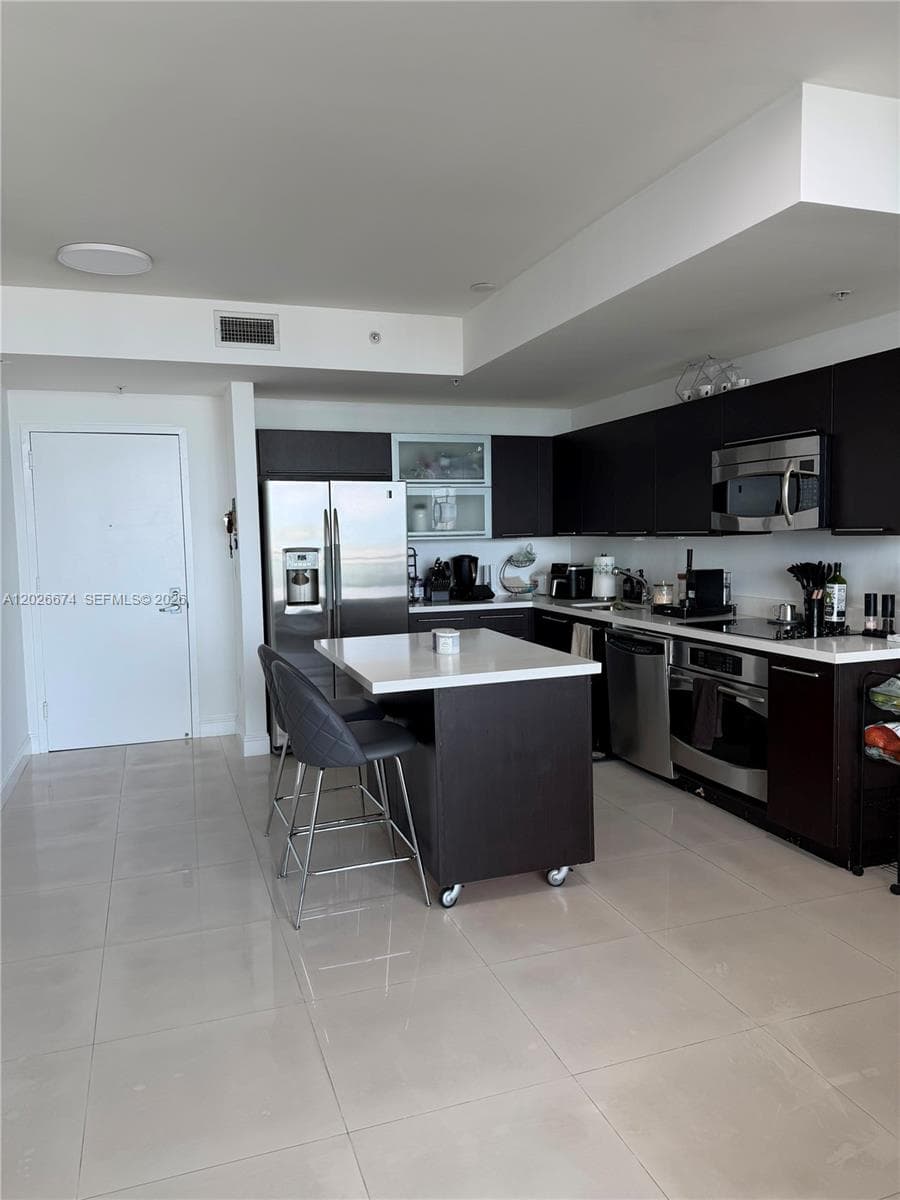 90 SW 3rd St # 4006, Miami FL 33130 — 5